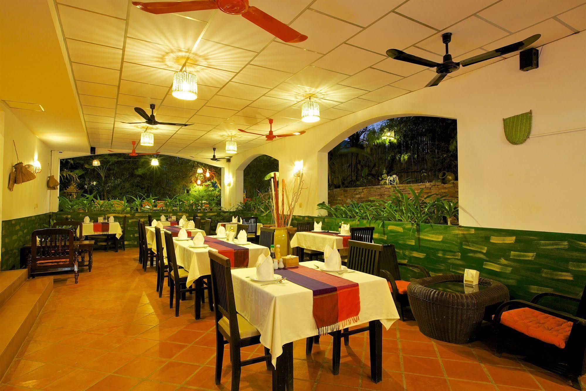 Forest King Hotel II Siem Reap Exterior photo